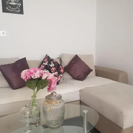 Apartman Sunset Apartment Sutomiscica